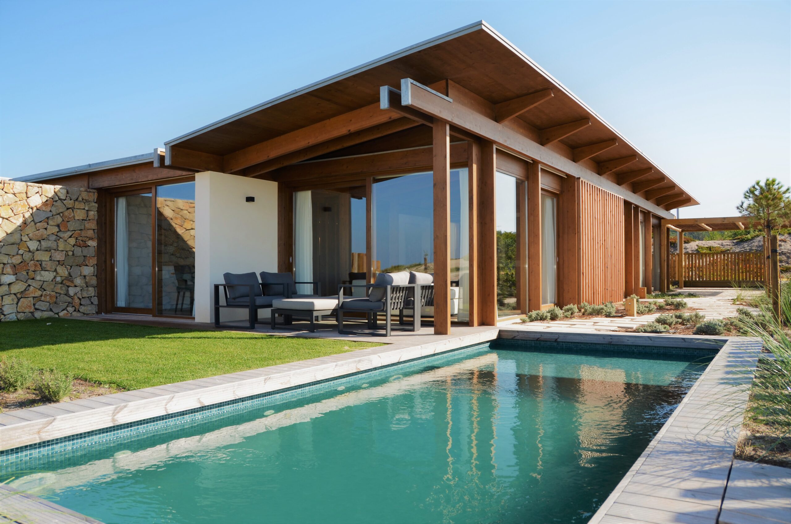 Exclusive Villas in Nadadouro: Luxury and Nature