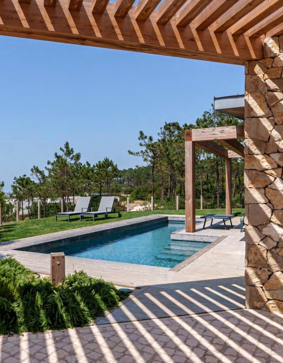 Exclusive Villas in Nadadouro: Luxury and Nature