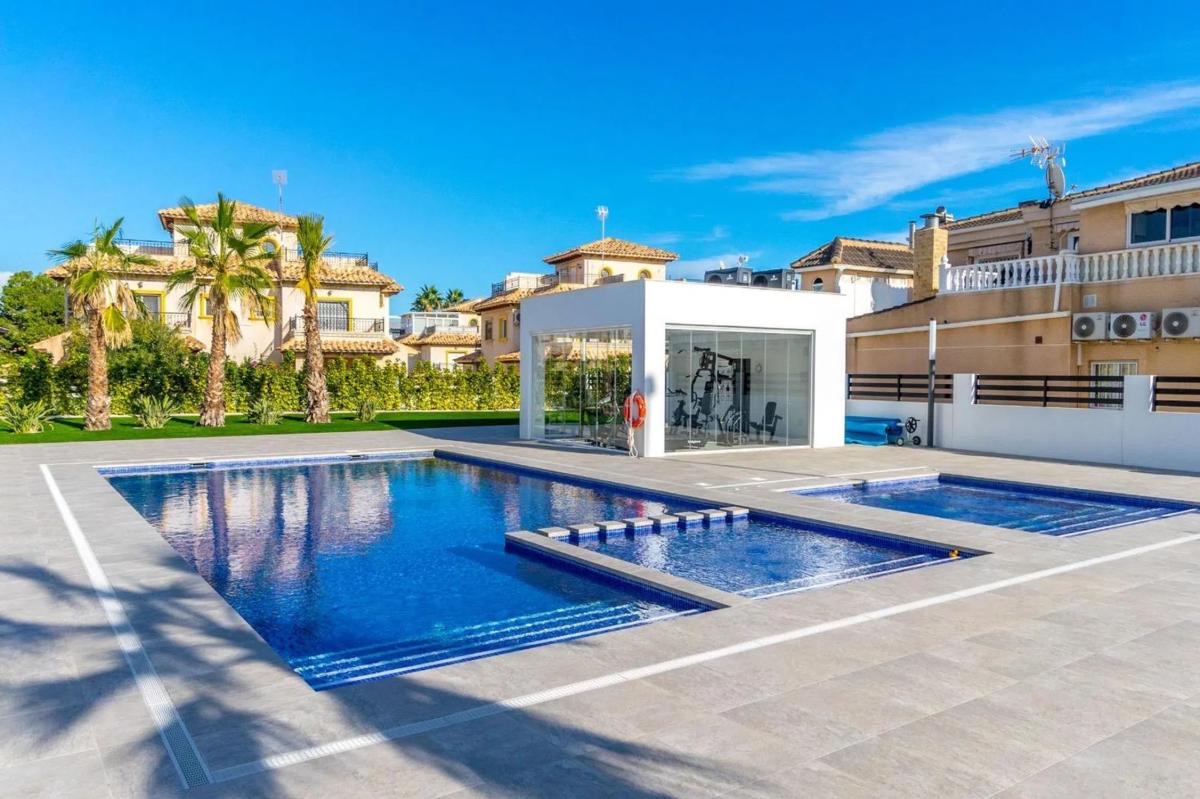 2 slaapkamer penthouse in Torrevieja