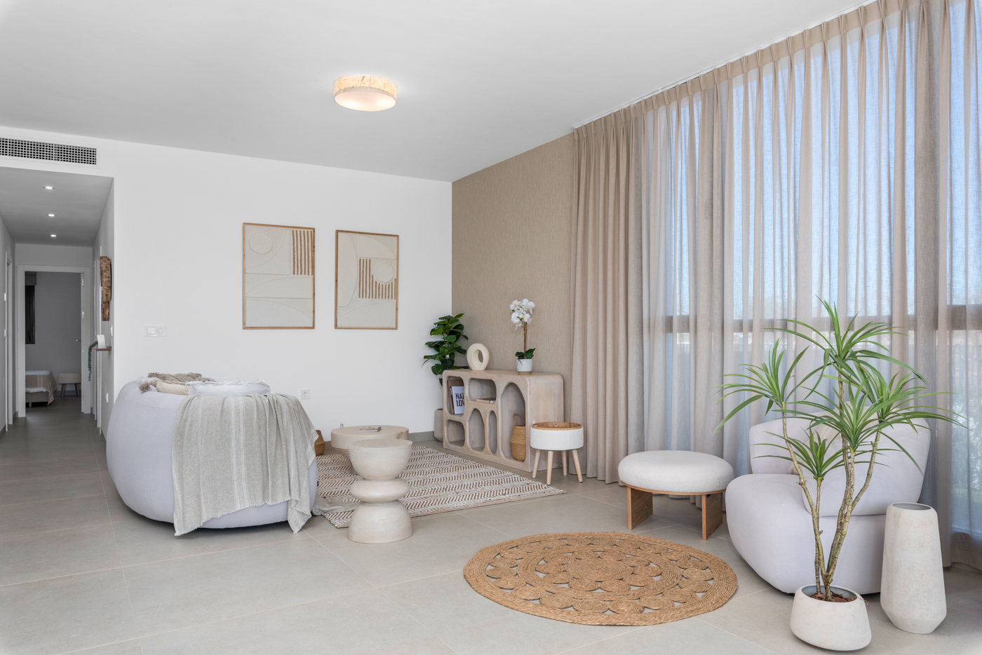 2 Bedroom, 2 Bathroom n-a in {