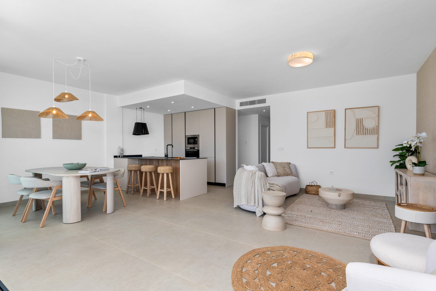2 Bedroom, 2 Bathroom n-a in {