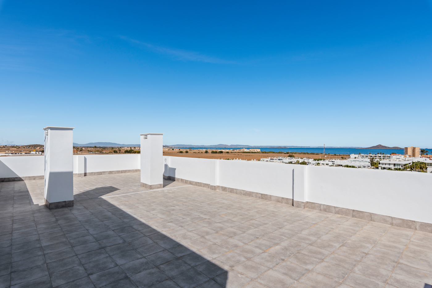 2 Bedroom, 2 Bathroom n-a in {