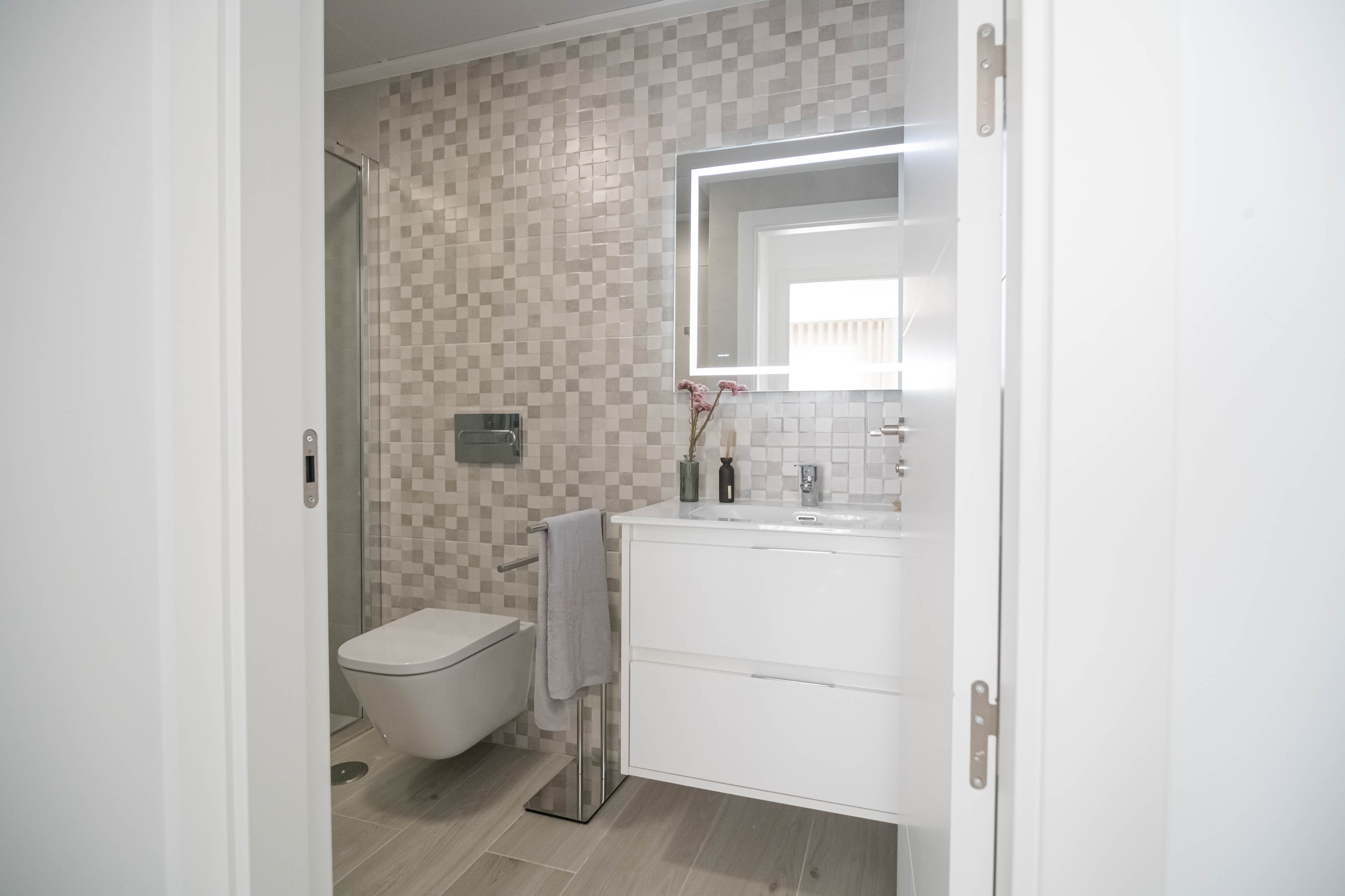 3 Bedroom, 2 Bathroom Villa in {