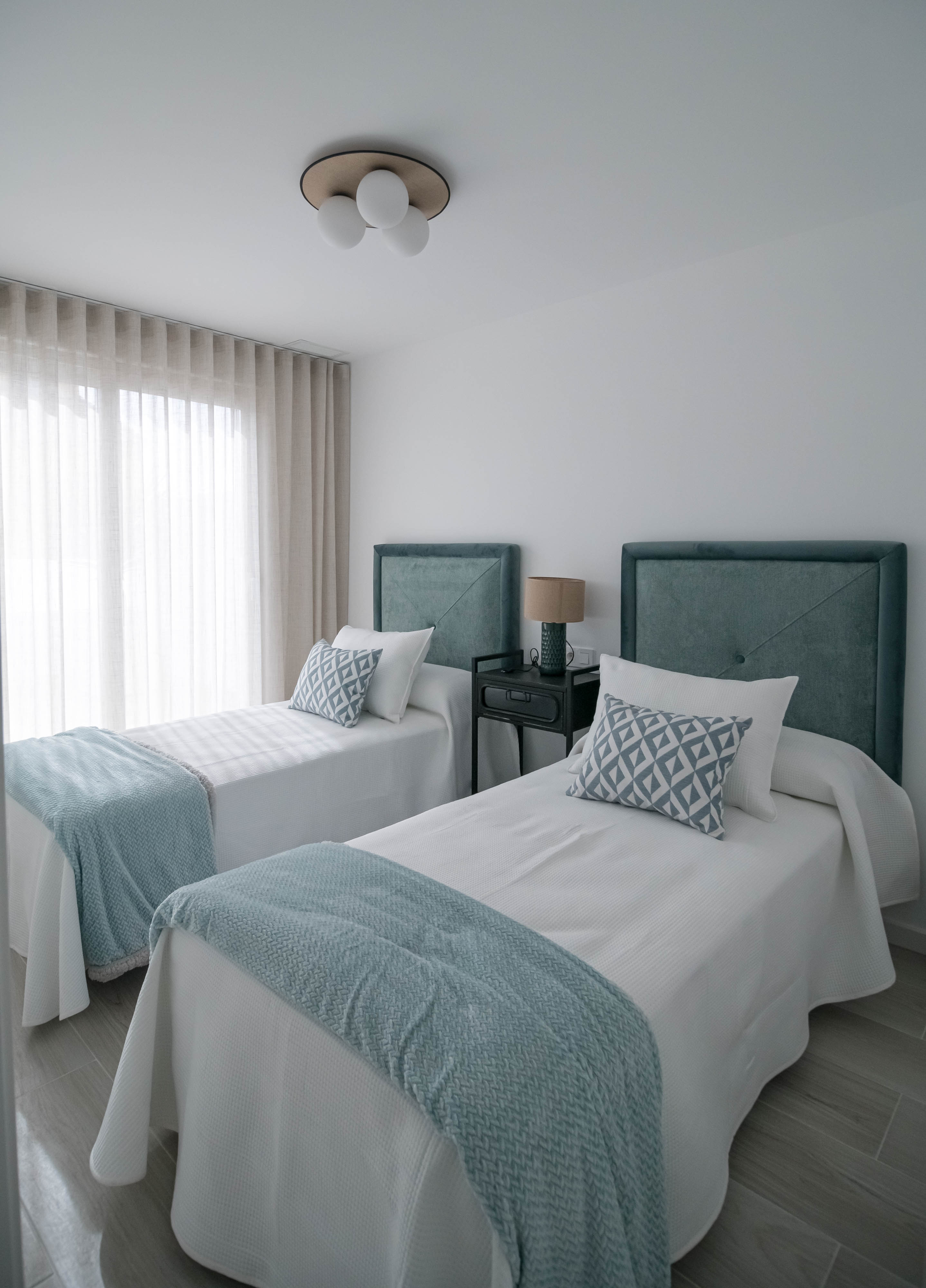 3 Bedroom, 2 Bathroom Villa in {
