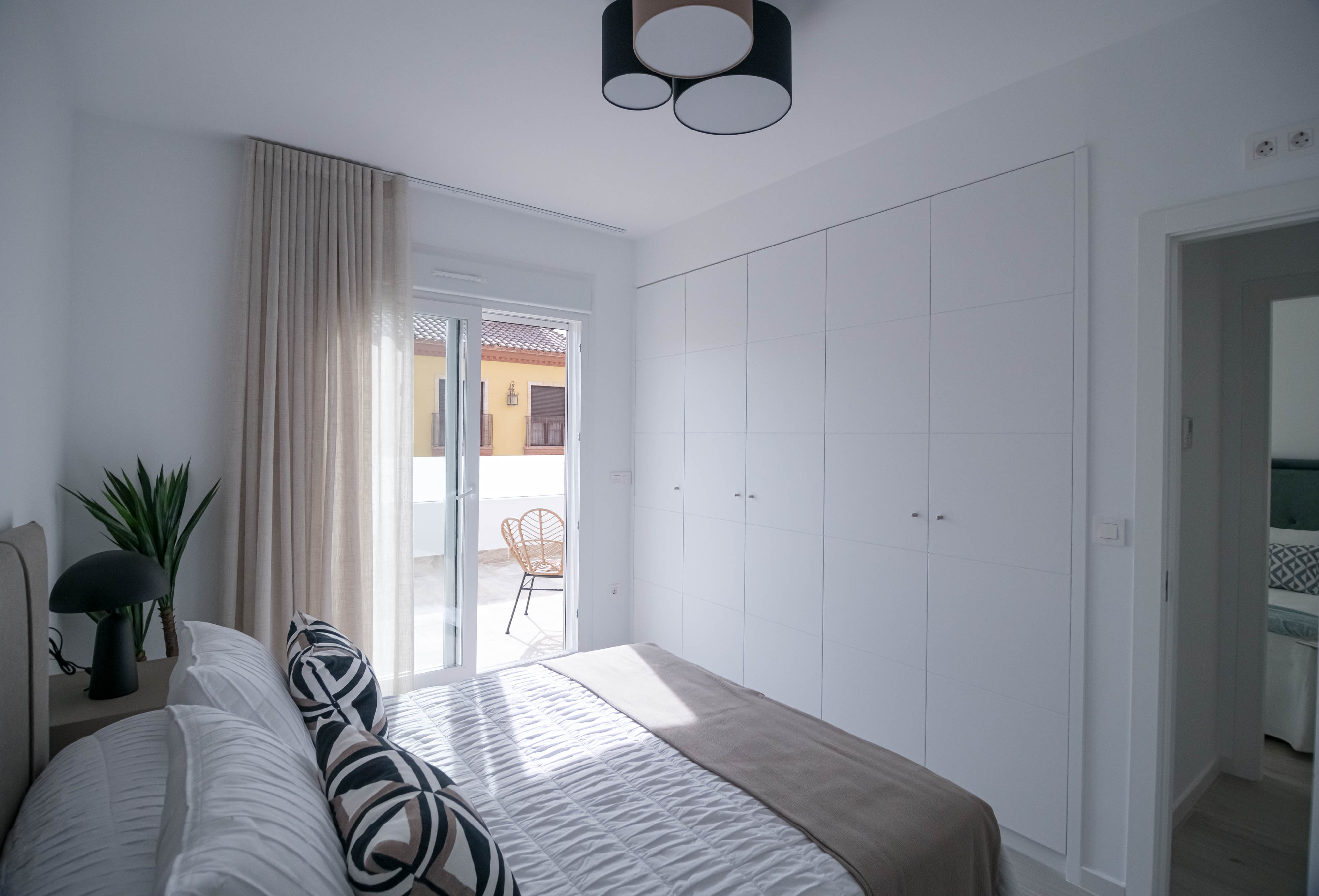3 Bedroom, 2 Bathroom Villa in {