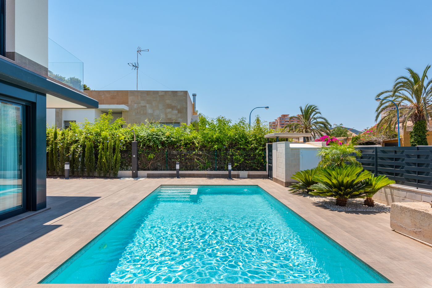 4 Bedroom, 3 Bathroom Villa in {