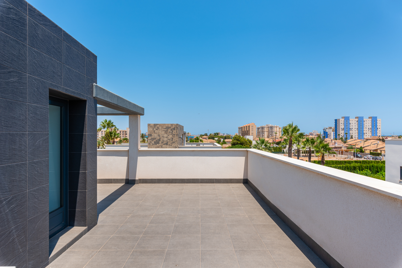 4 Bedroom, 3 Bathroom Villa in {