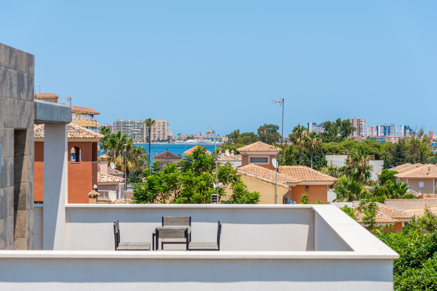 4 Bedroom, 3 Bathroom Villa in {