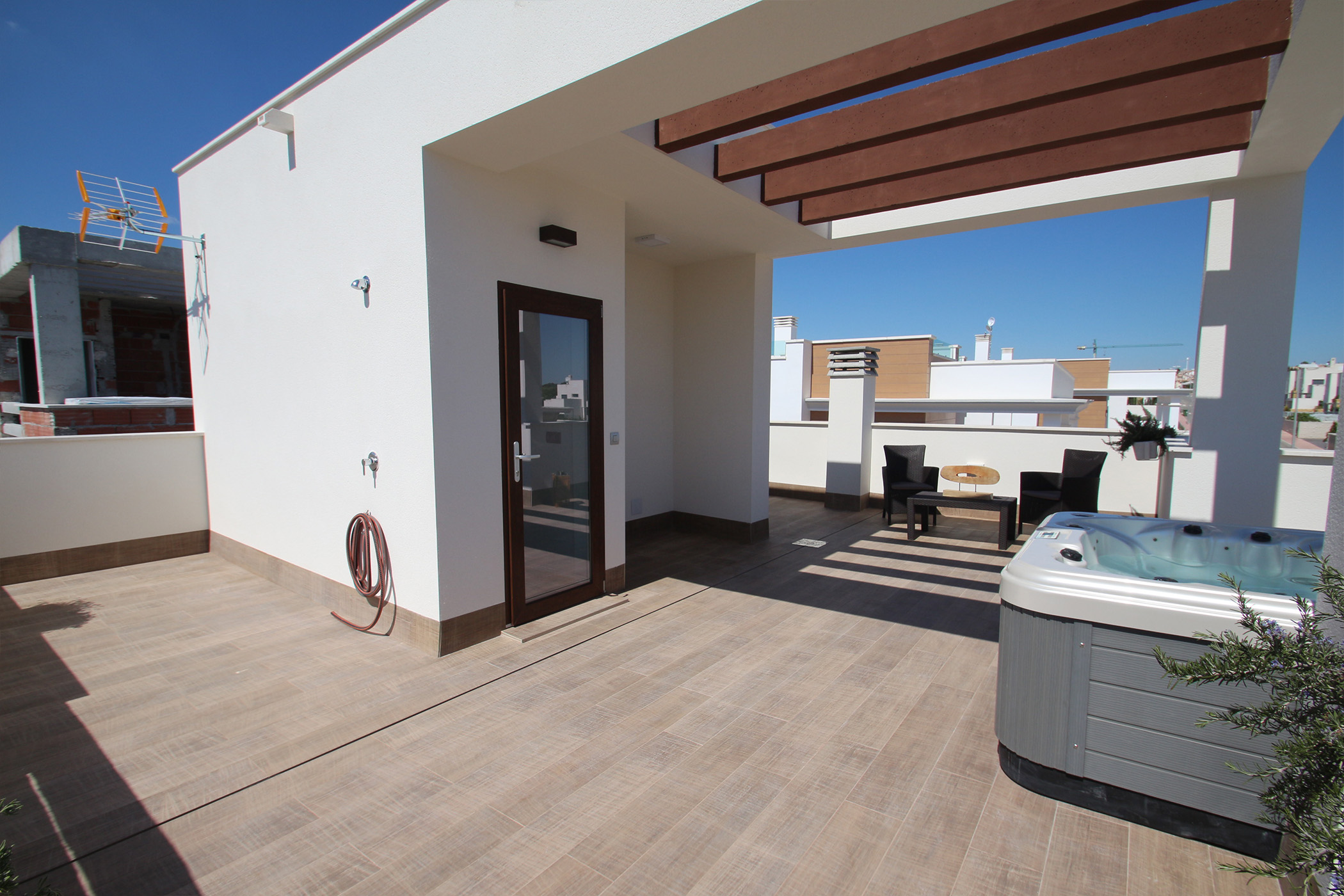 4 Bedroom, 3 Bathroom Villa in {