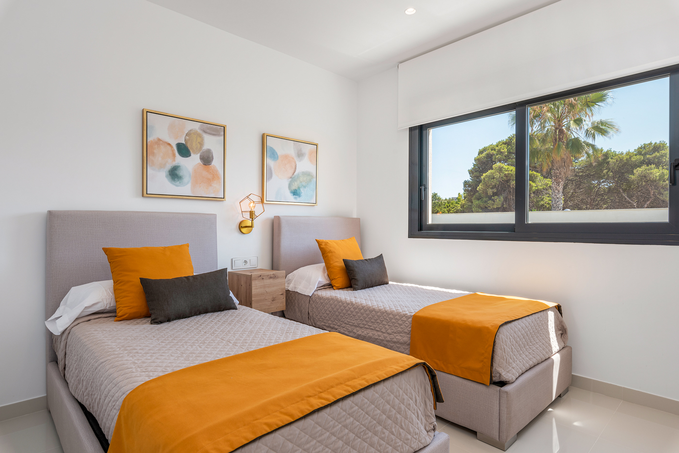 4 Bedroom, 3 Bathroom Villa in {