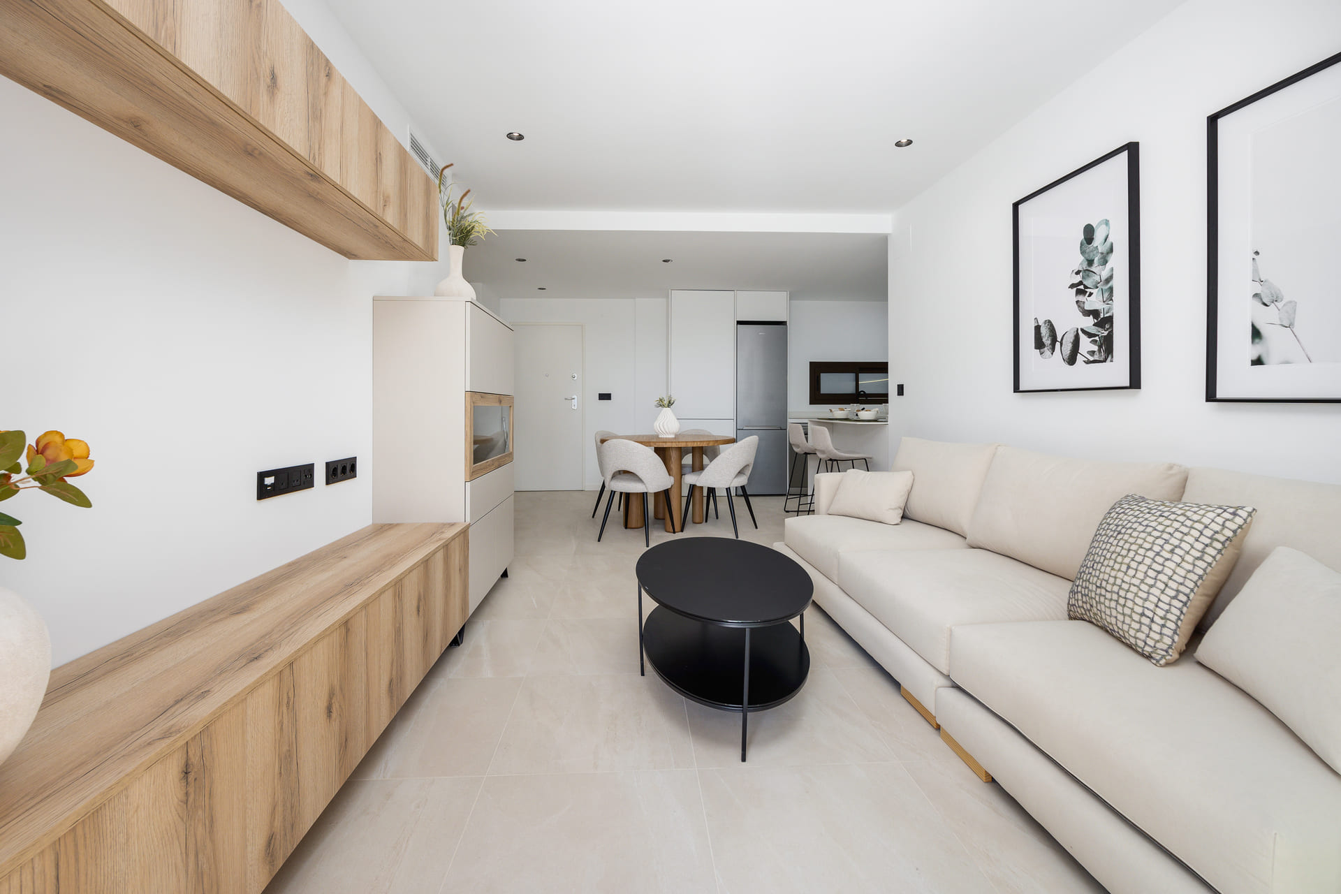 3 Bedroom, 2 Bathroom Apartment in {