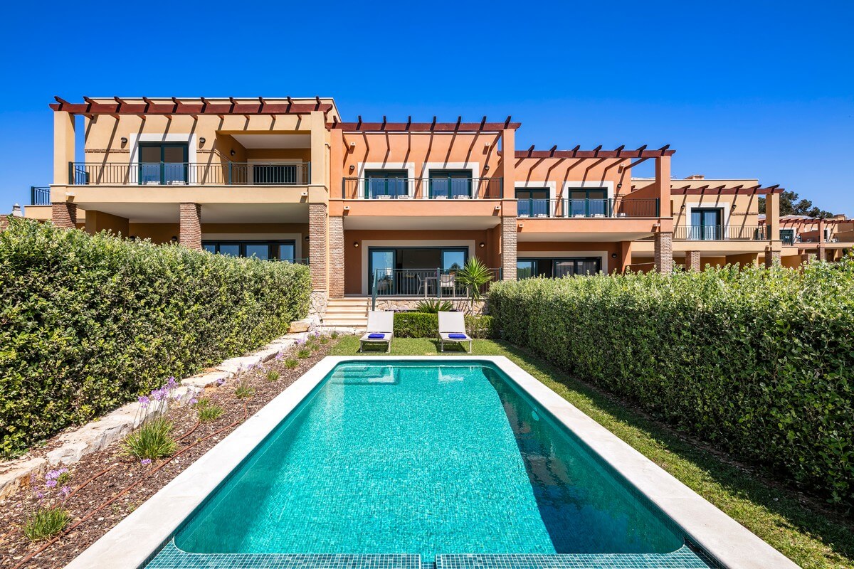Exclusive Townhouses in Carvoeiro with Sea Views