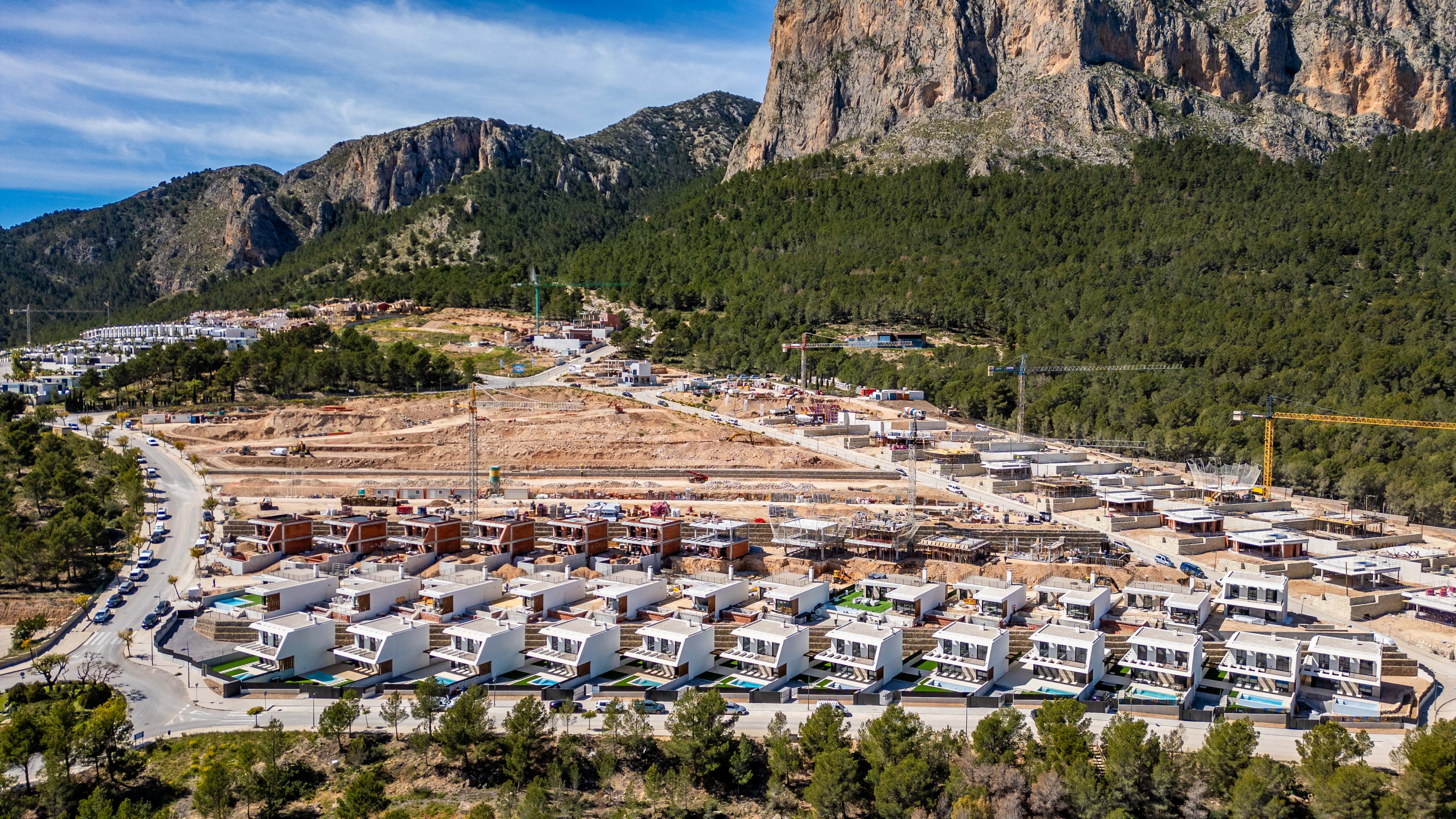 Villa in Polop - view 1