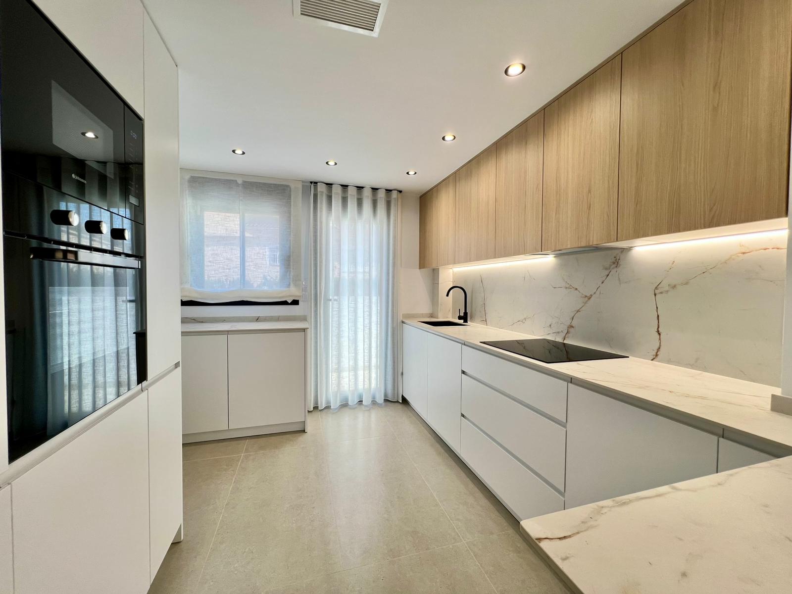 3 slaapkamer townhouse in Benferri