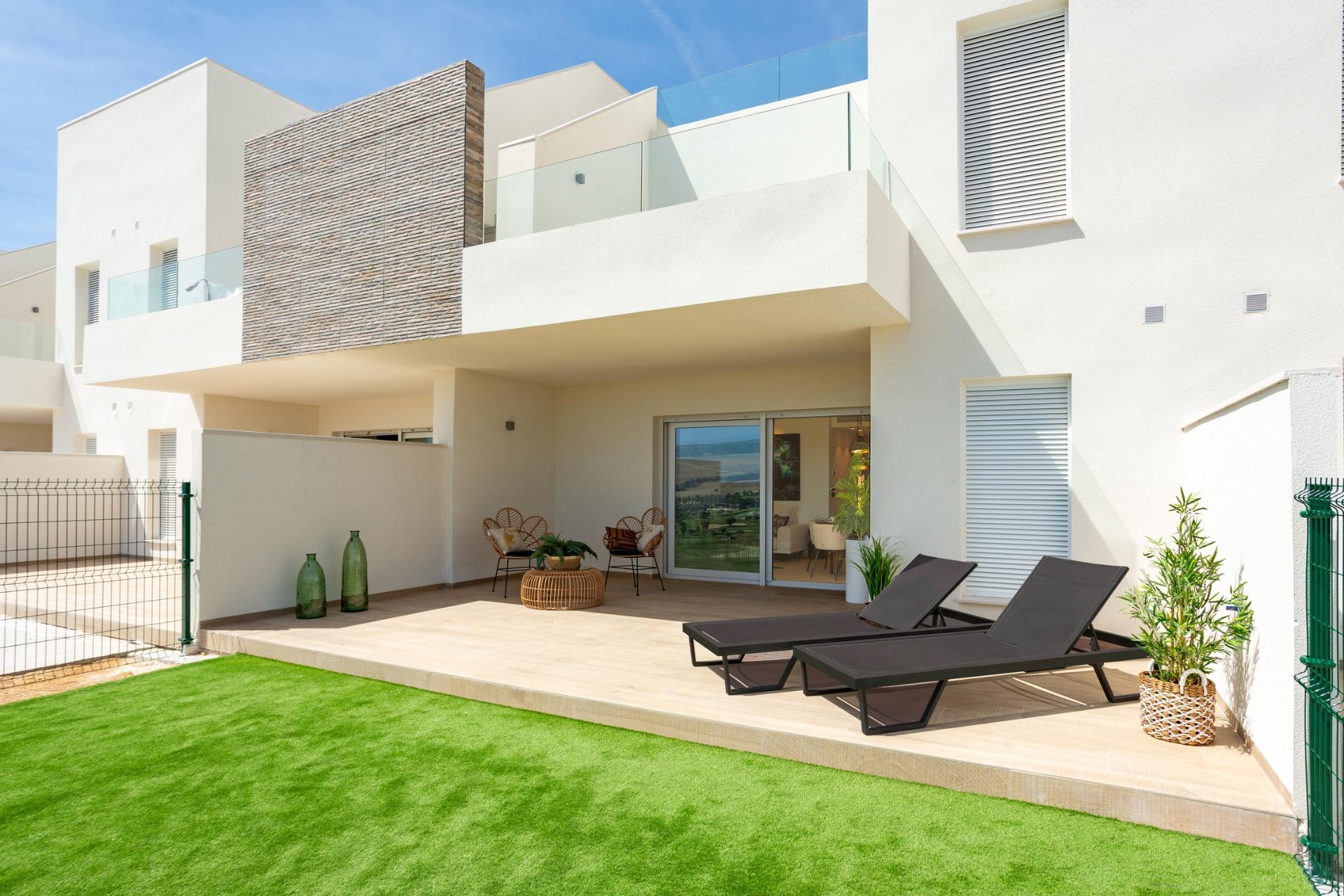 House in Algorfa - view 1