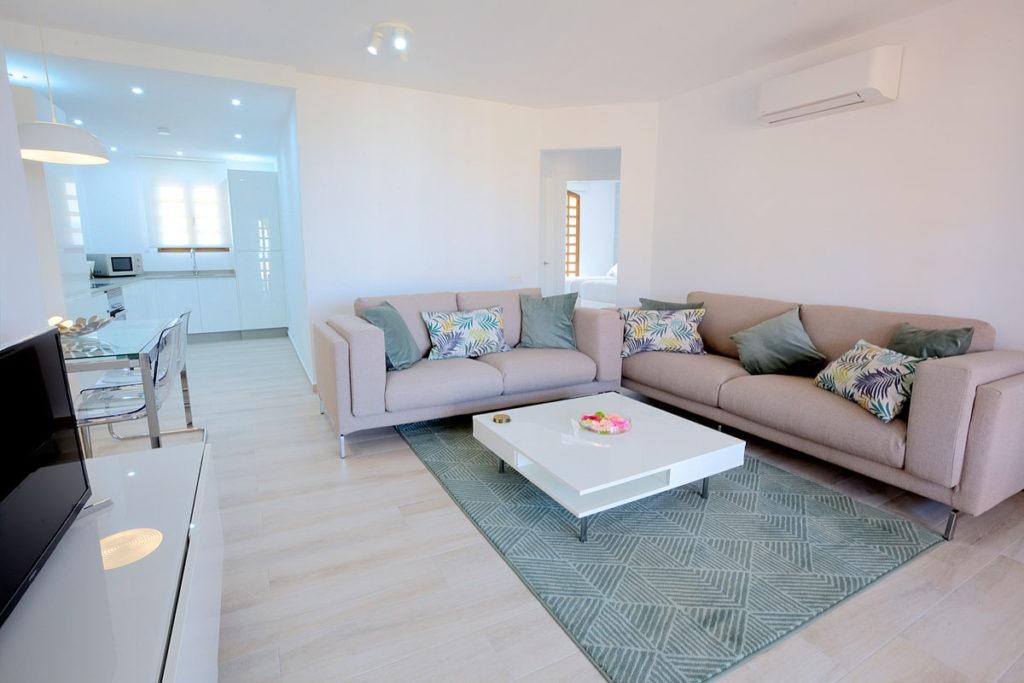 2 Bedroom, 2 Bathroom Apartment in {