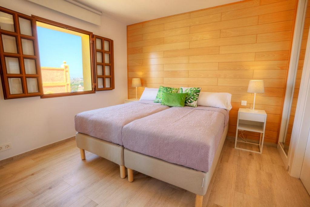 2 Bedroom, 2 Bathroom Apartment in {