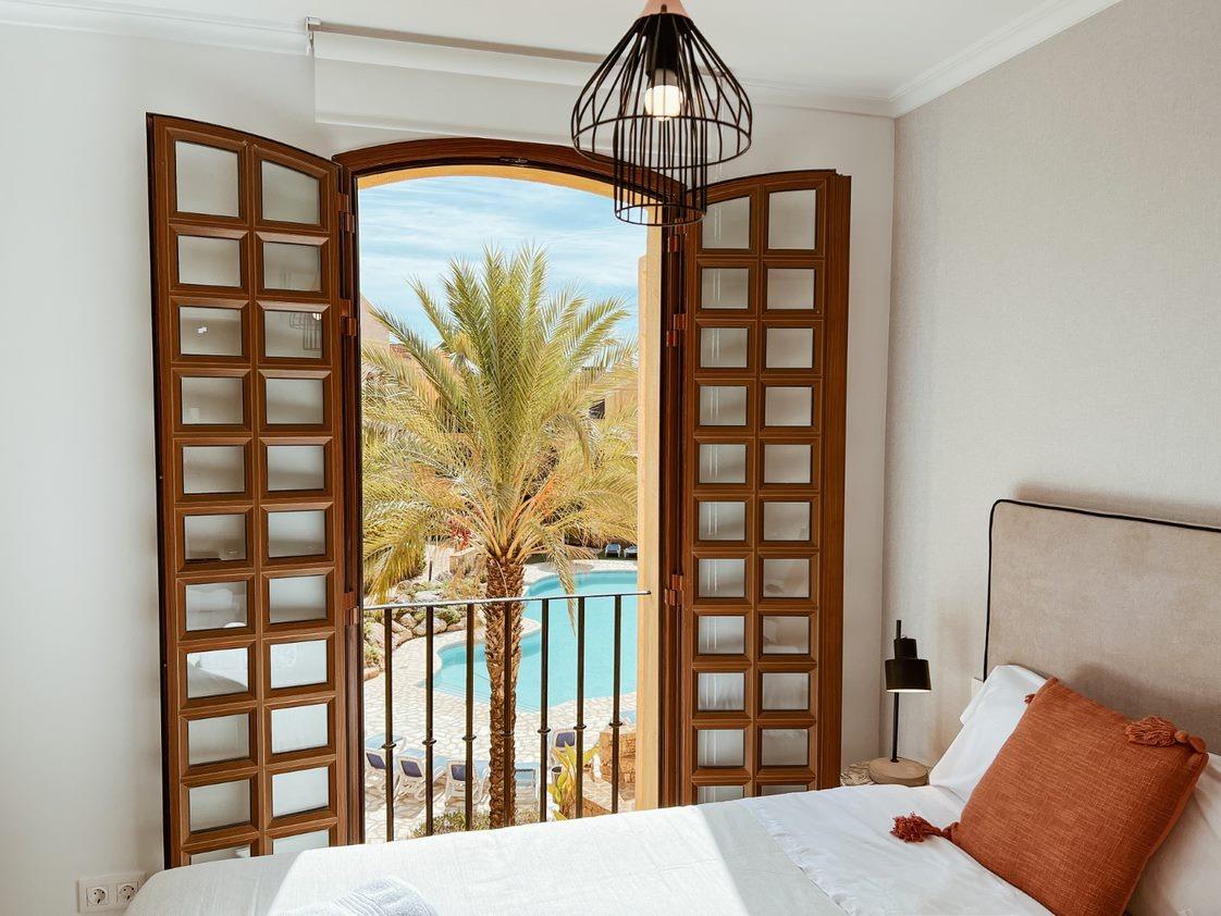 2 Bedroom, 2 Bathroom Apartment in {