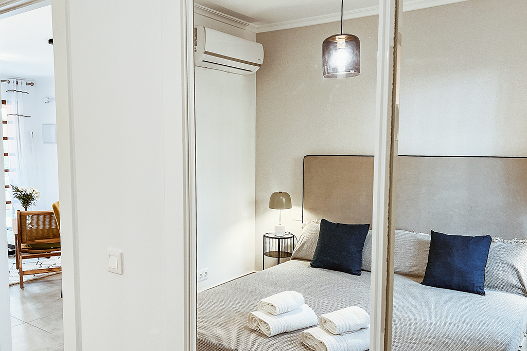 2 Bedroom, 2 Bathroom Apartment in {
