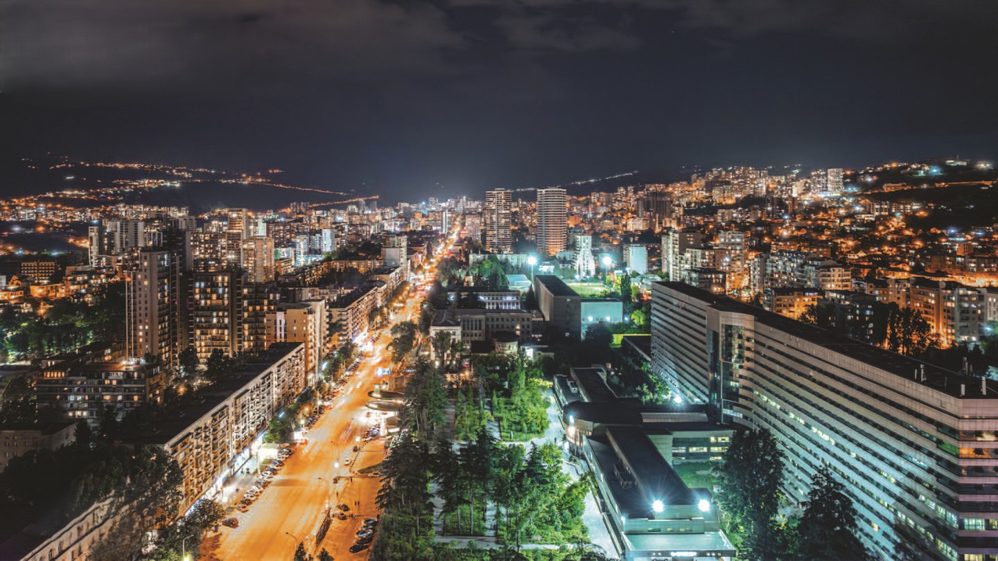 Apartments in Tbilisi with Exceptional Common Areas