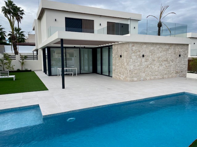 Detached Villa in Orihuela Costa