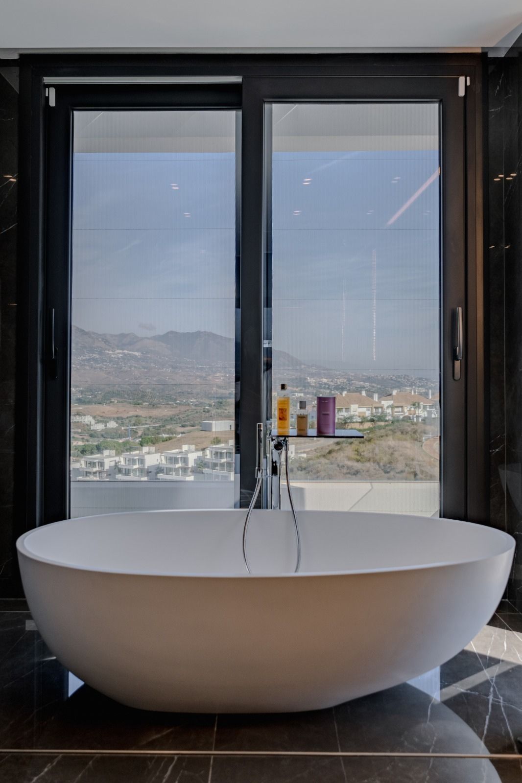 5 bedroom villa in Mijas