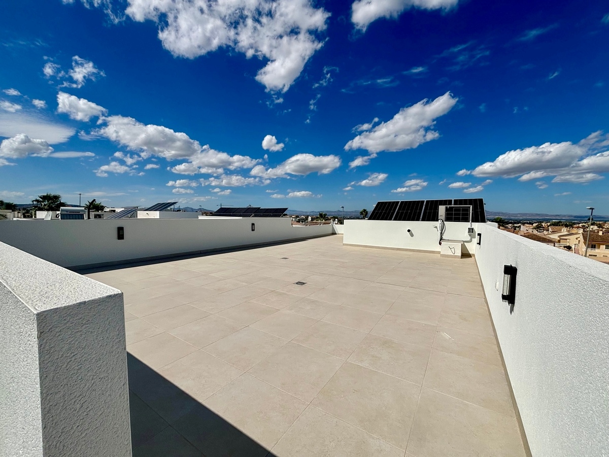 Villa in Rojales - Image 4