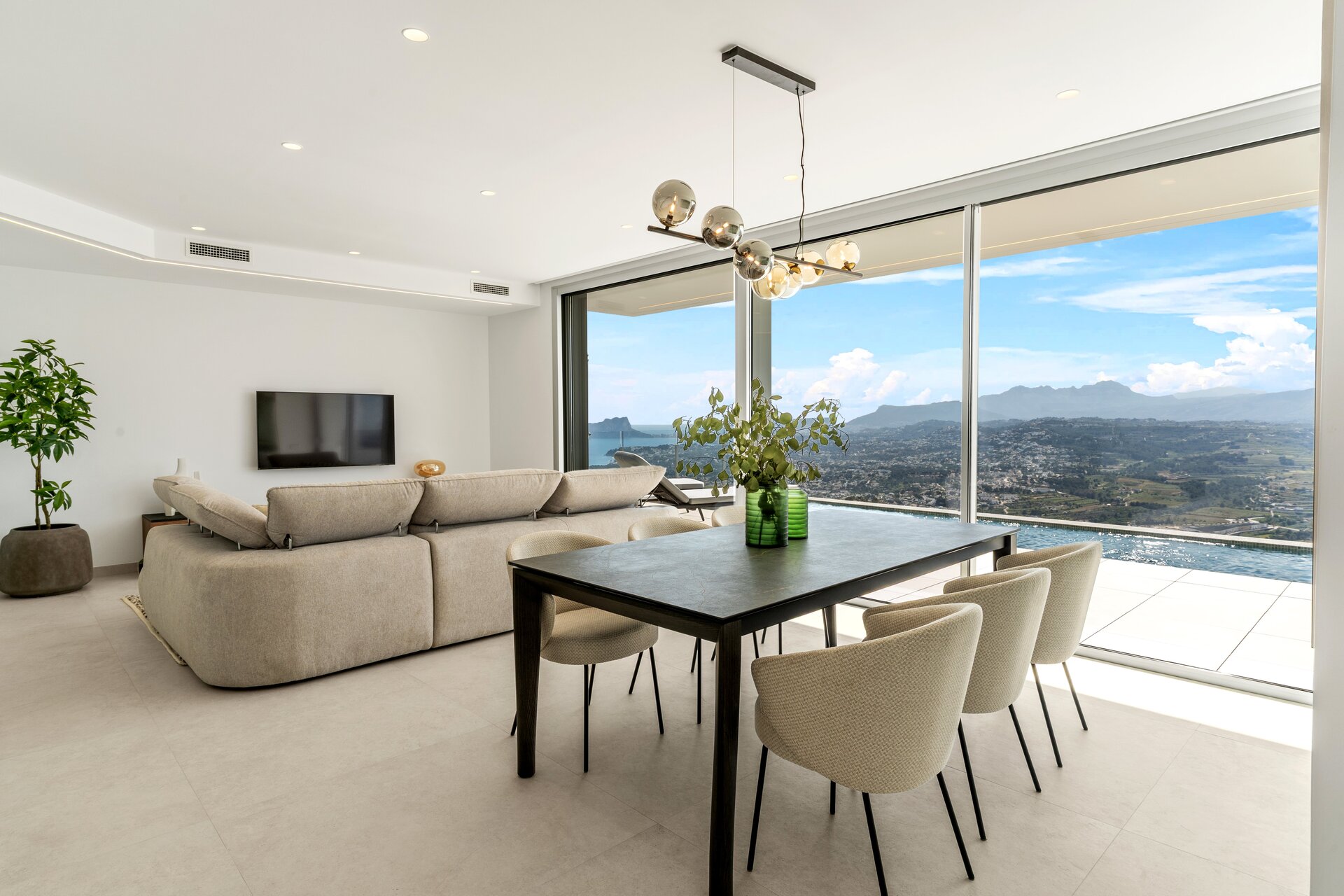 3 slaapkamer villa in Cumbre del Sol