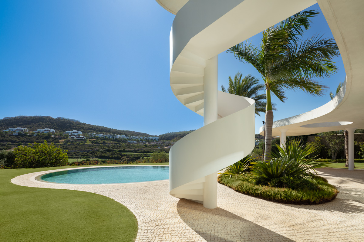 Exclusive Villas in Casares