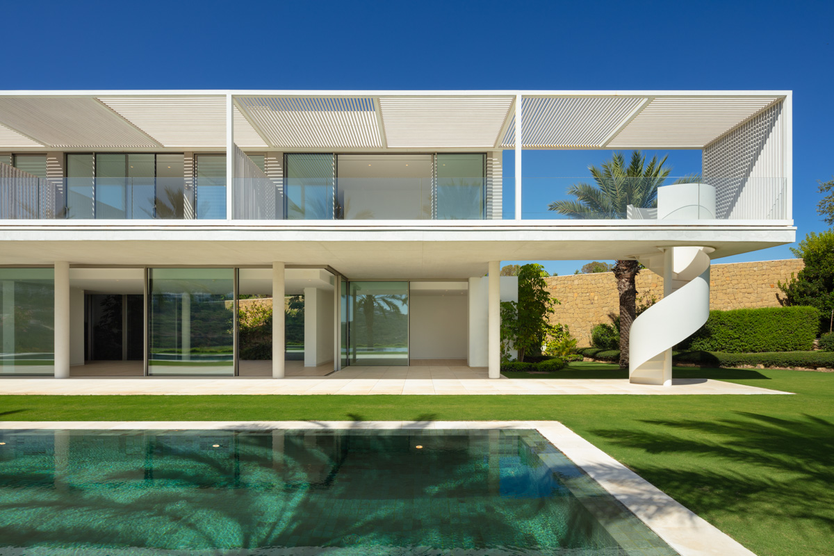 Exclusive Villas in Casares