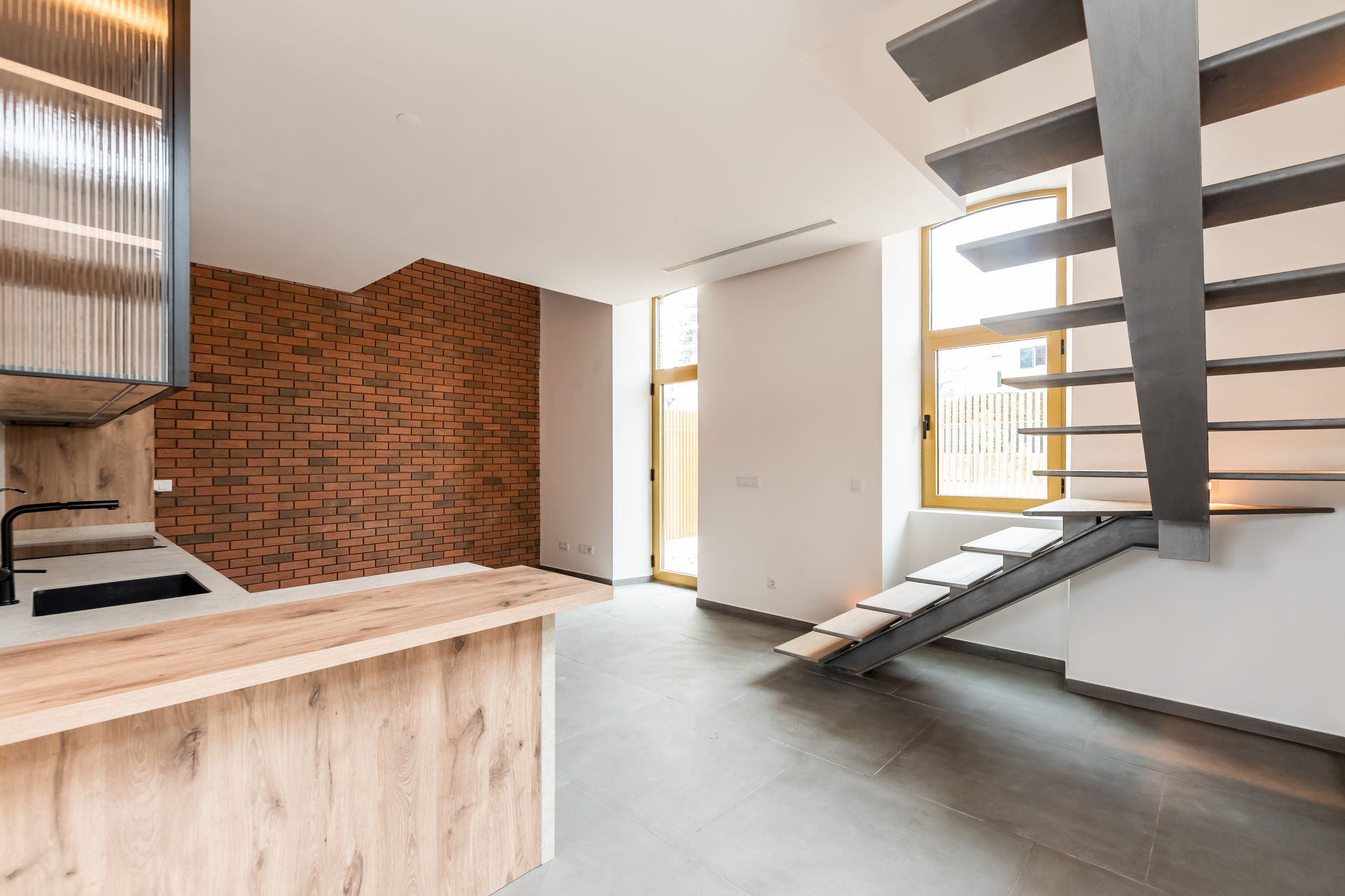 Exclusive Apartment in Lisbon with Terrace and Sea Views