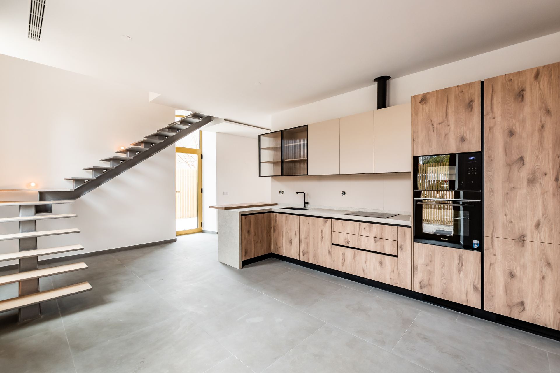 Exclusive Apartment in Lisbon with Terrace and Sea Views